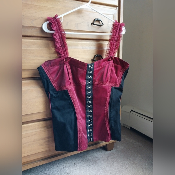 Vintage Tripp nyc Y2K black & burgundy corset top - Picture 6 of 7